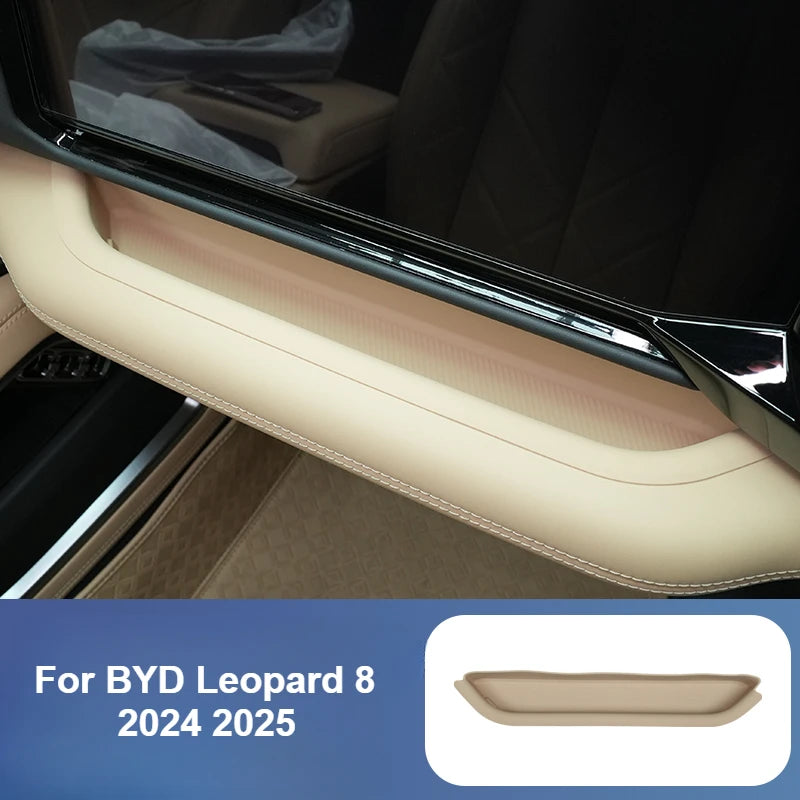 BYD Leopard 8 Passenger Storage Box – 2024-2025 Silicone Console Pad