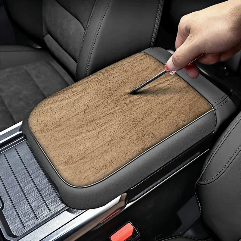 Jetour T2 Armrest Cover – 2023-2025 Walnut Leather