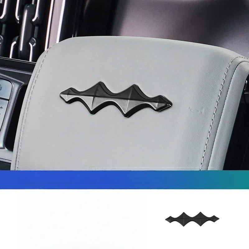 BYD Leopard 5/8 Emblem Set – 2023-2025 Black Exterior Logos