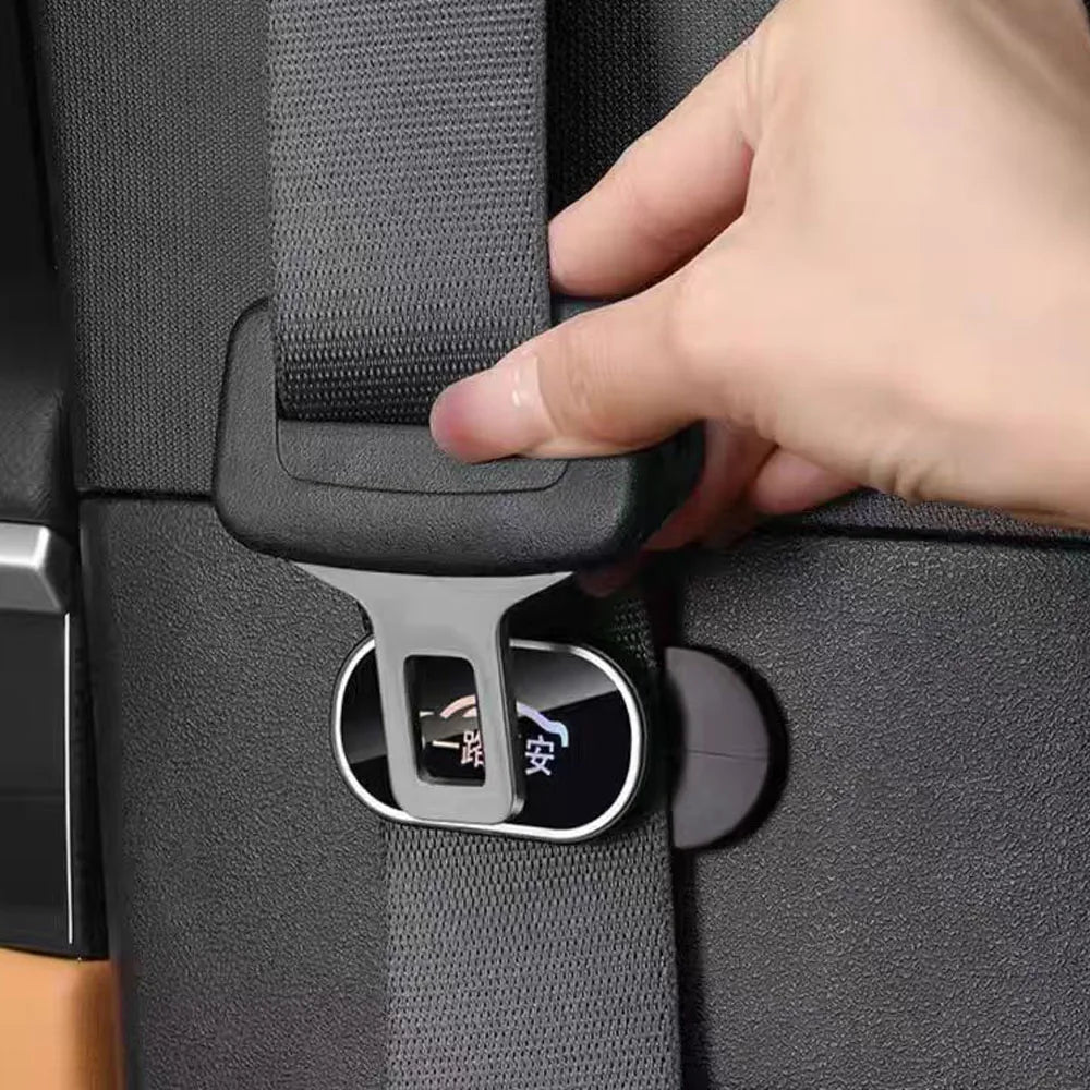 BYD Leopard 8 Seat Belt Stabilizer – Magnetic Anti-Noise Clip