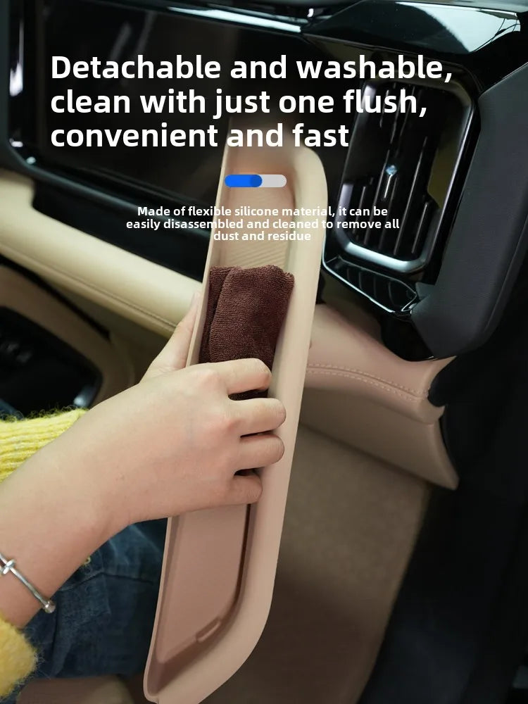 BYD Leopard 8 Passenger Storage Box – 2024-2025 Silicone Console Pad