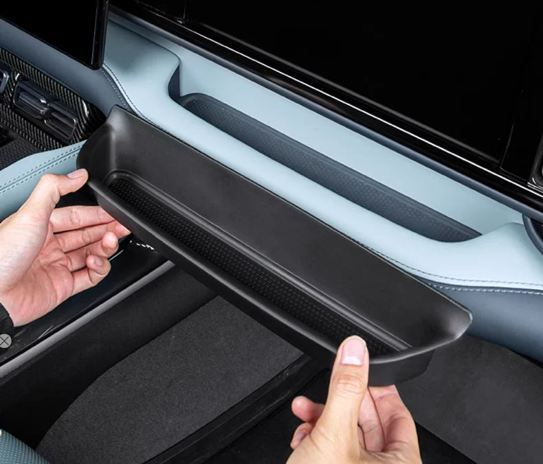 BYD Leopard 5 Armrest Refrigerator Box – 2023-2024