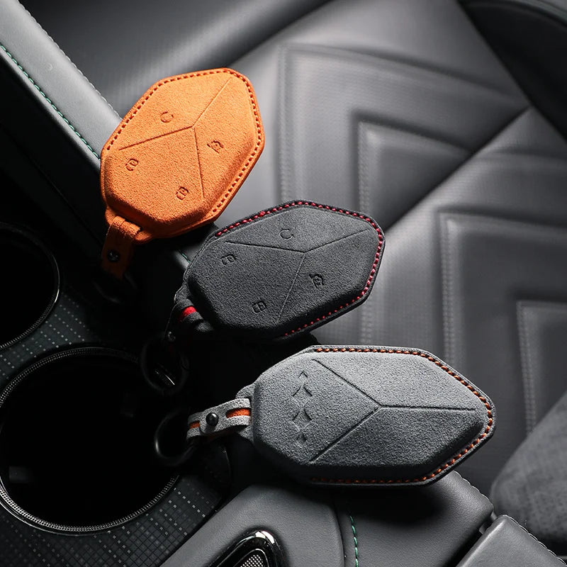 BYD Leopard 5 Alcantara Key Case – DM-I Formula Series