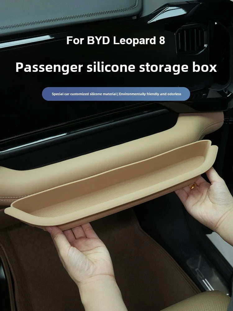 BYD Leopard 8 Passenger Storage Box – 2024-2025 Silicone Console Pad